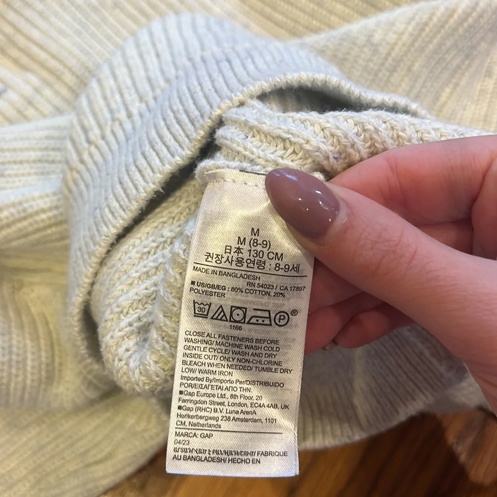 Gap Girl’s Cream Sweater Size M